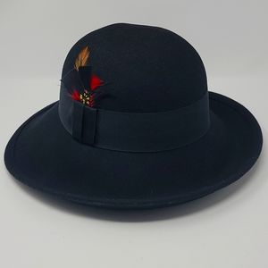 Black Felt Hat One Size Fits All